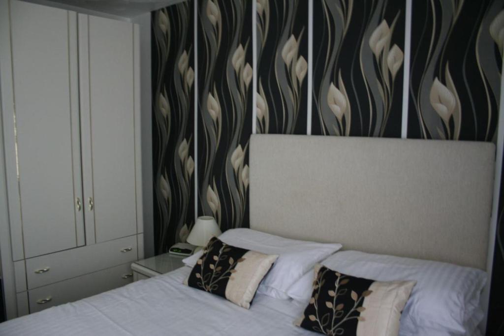 La Suisse Serviced Apartments Manchester Phòng bức ảnh